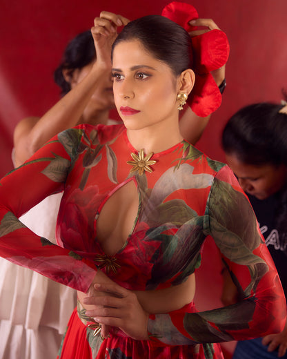 Sai Tamhankar’s Graceful Look with Sangeeta Boochra Silver Jewelry