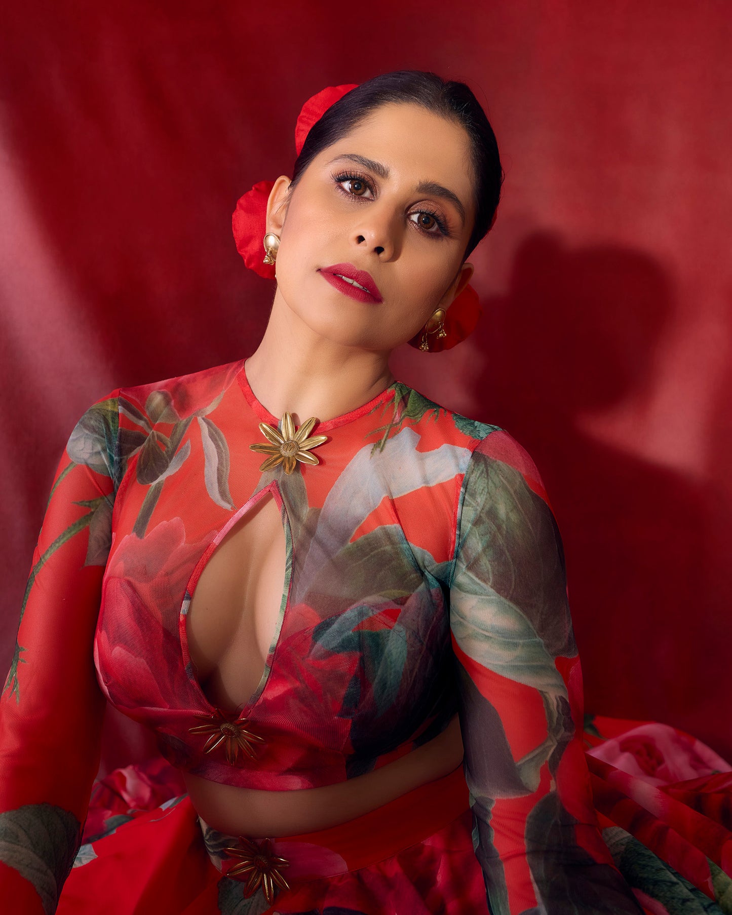 Sai Tamhankar’s Graceful Look with Sangeeta Boochra Silver Jewelry