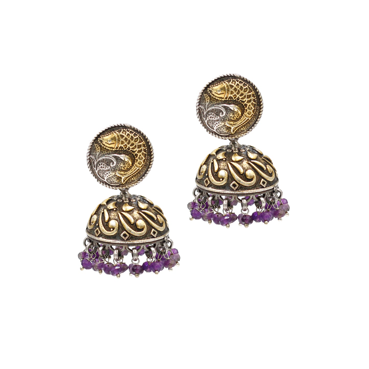 Sharvari in silver earring and ring