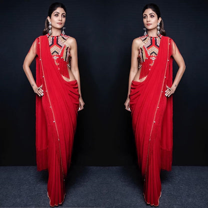 shilpa shetty in Silver Handcrafted Earrings and Ring