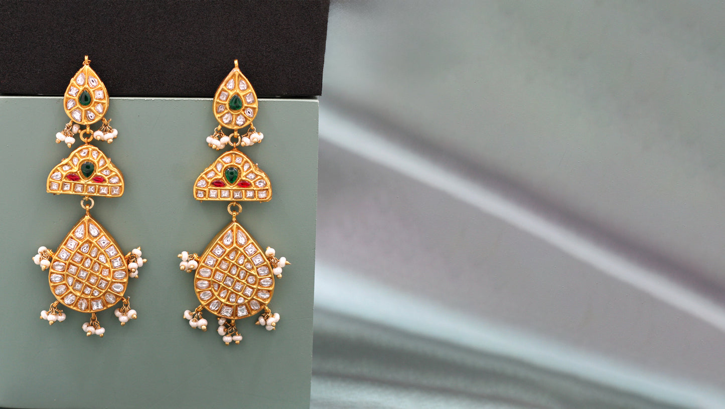 "Golden Radiance: Kundan-Studded Earrings by Sangeeta Boochra "