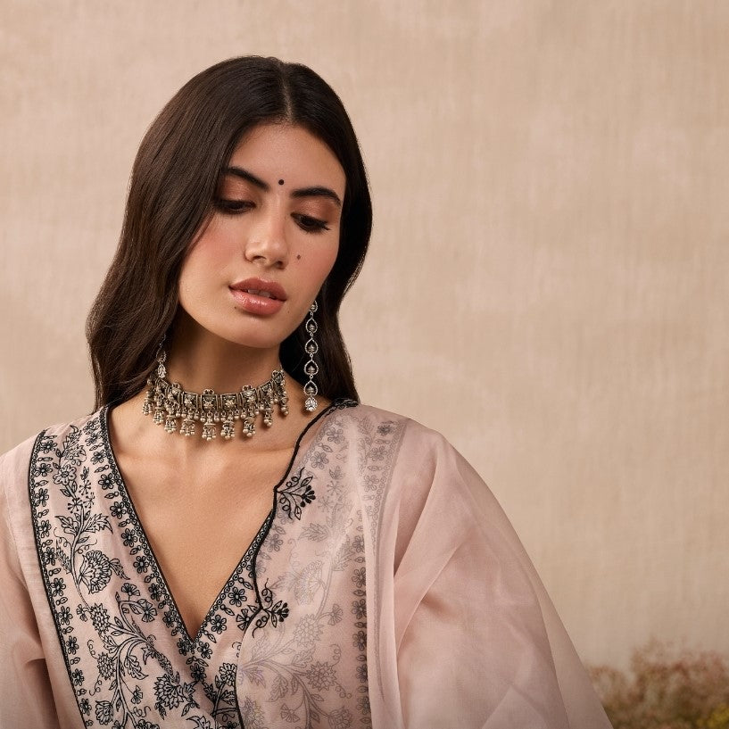 Sangeeta Boochra Handcrafted Jewellery