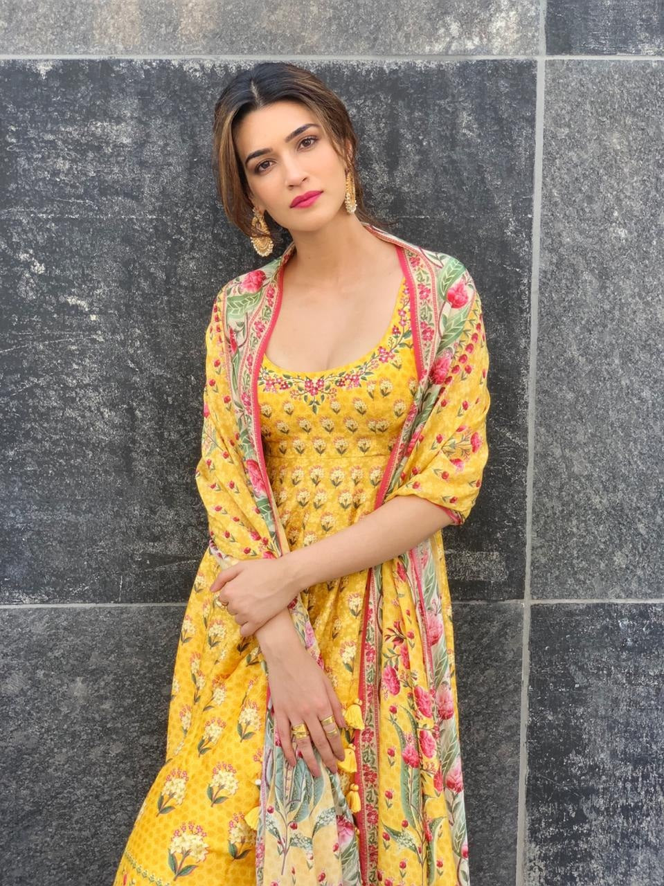 Charming Kriti Sanon in Sangeeta Boochra Earrings