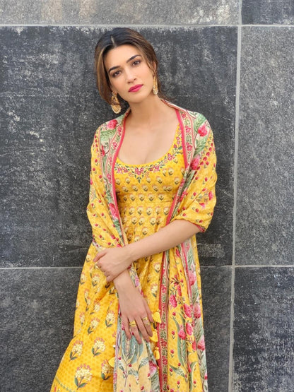 Charming Kriti Sanon in Sangeeta Boochra Earrings