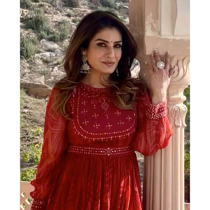 Raveena Tandon In Silver Jewellery