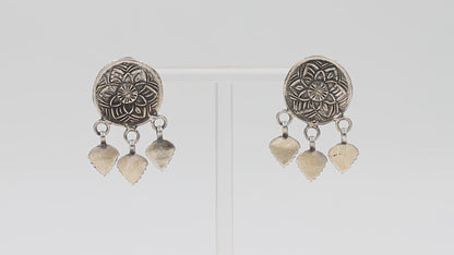 Sangeeta Boochra Silver Handcrafted Earring