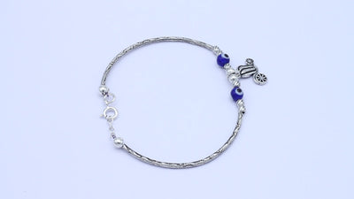 Unique pattern hanging car free size silver bangle