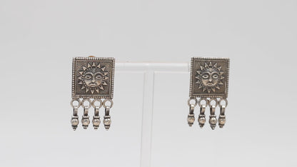 Sangeeta Boochra Silver Oxidized Handcrafted Earring