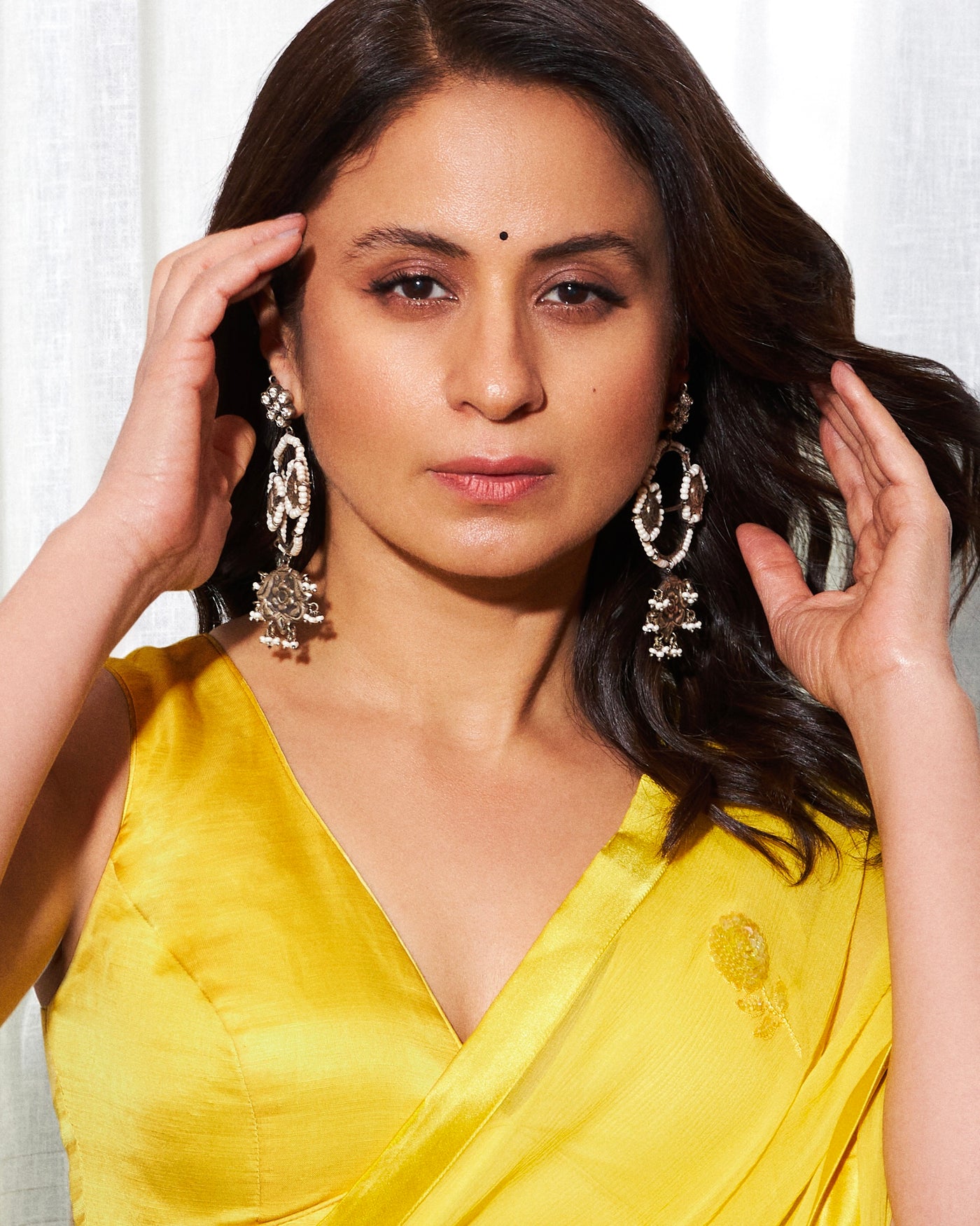 Rashika In Sangeeta Boochra Silver Earring