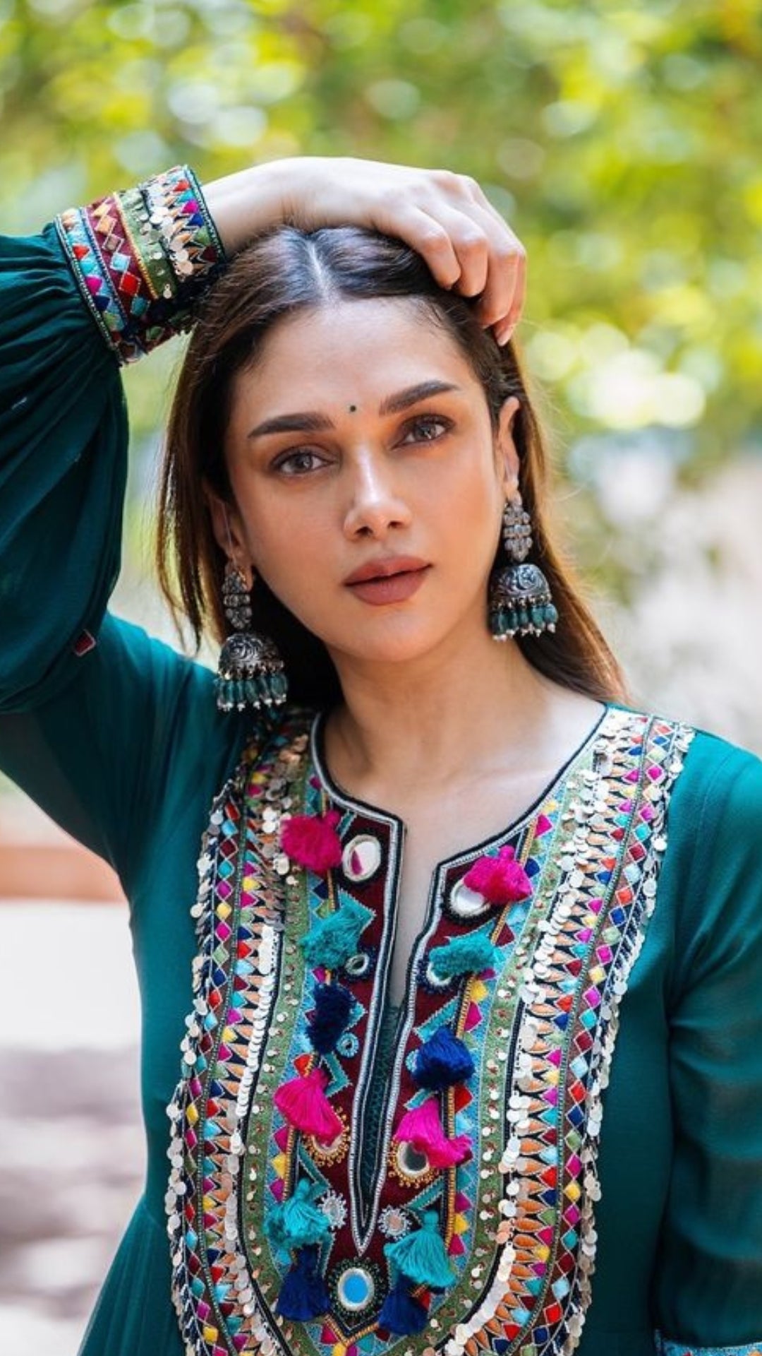 Aditi Rao Hydari In Silver Earring