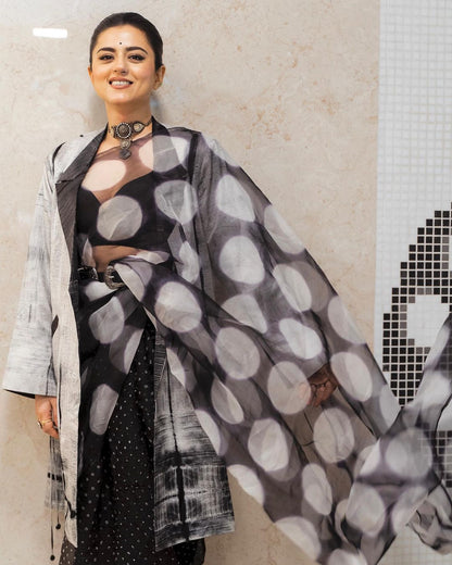 Riddhi Dogra In Silver Jewellery