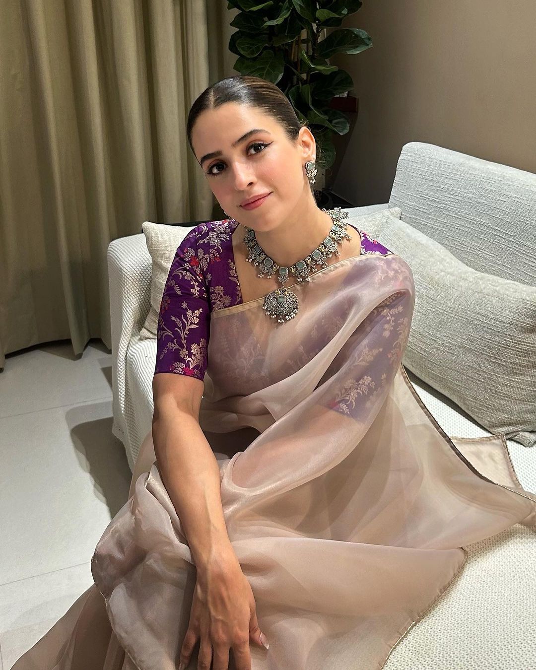 Sanya Malhotra In Silver Necklace Set