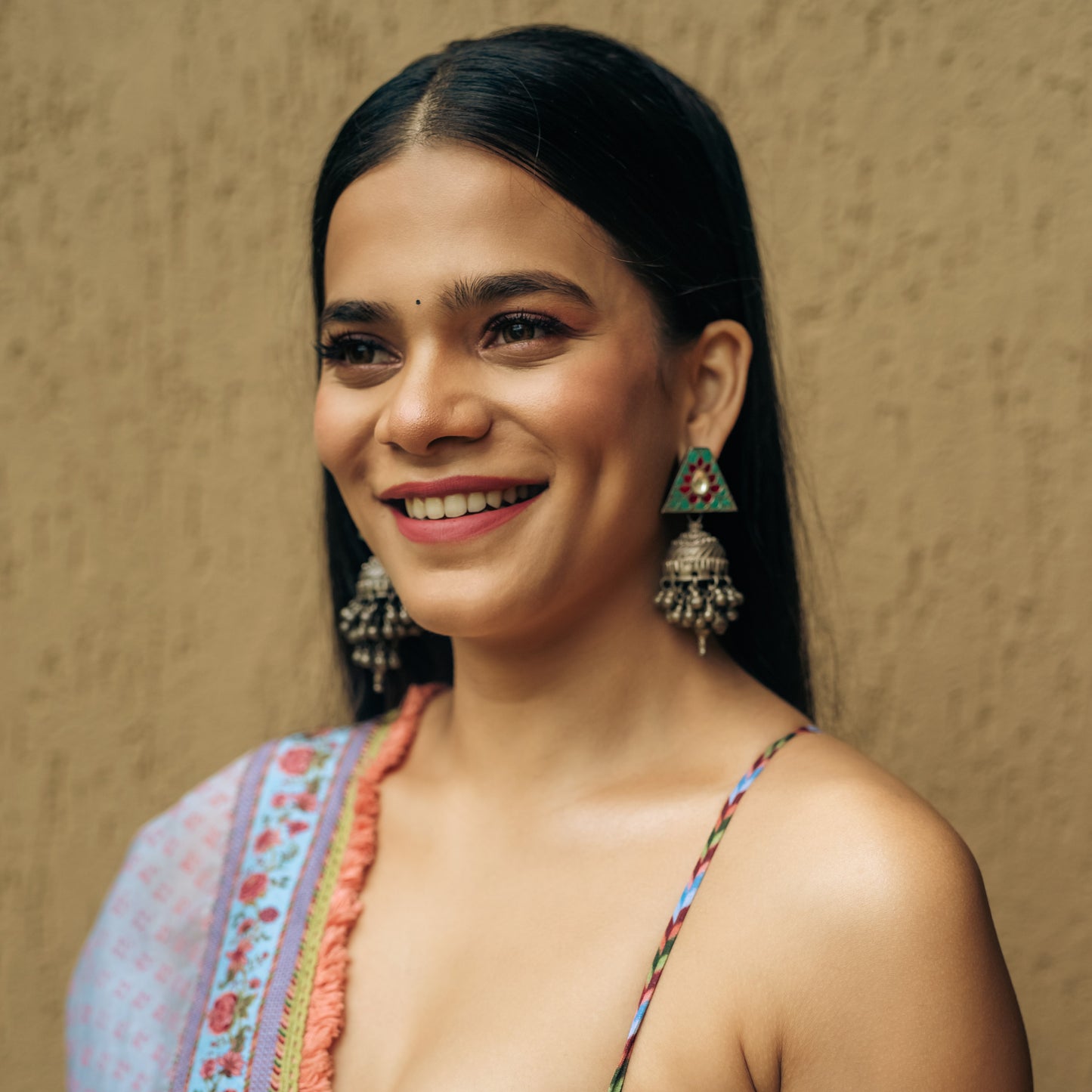 Srishti Shrivastava in Sangeeta Boochra Earring