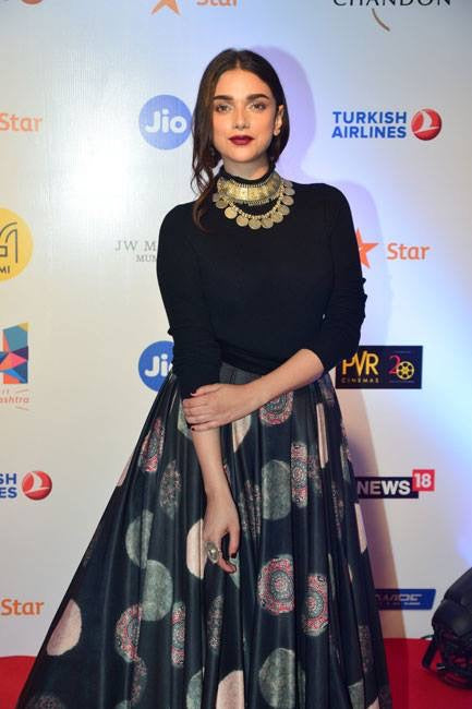 Aditi Rao Hydari in 24k Gold Plated Silver Necklace And Ring-Necklace-Sangeeta Boochra