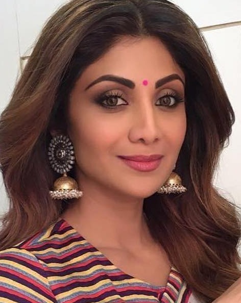 Shilpa Shetty in Sangeeta Boochra Silver Handmade Earrings-Earrings-Sangeeta Boochra