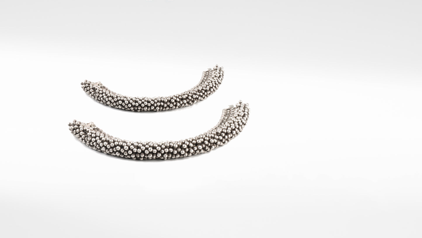 Sangeeta Boochra Silver Anklet