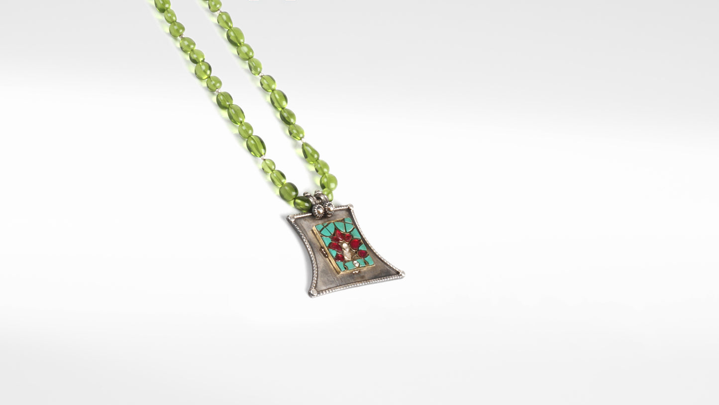 Sangeeta Boochra Silver Necklace