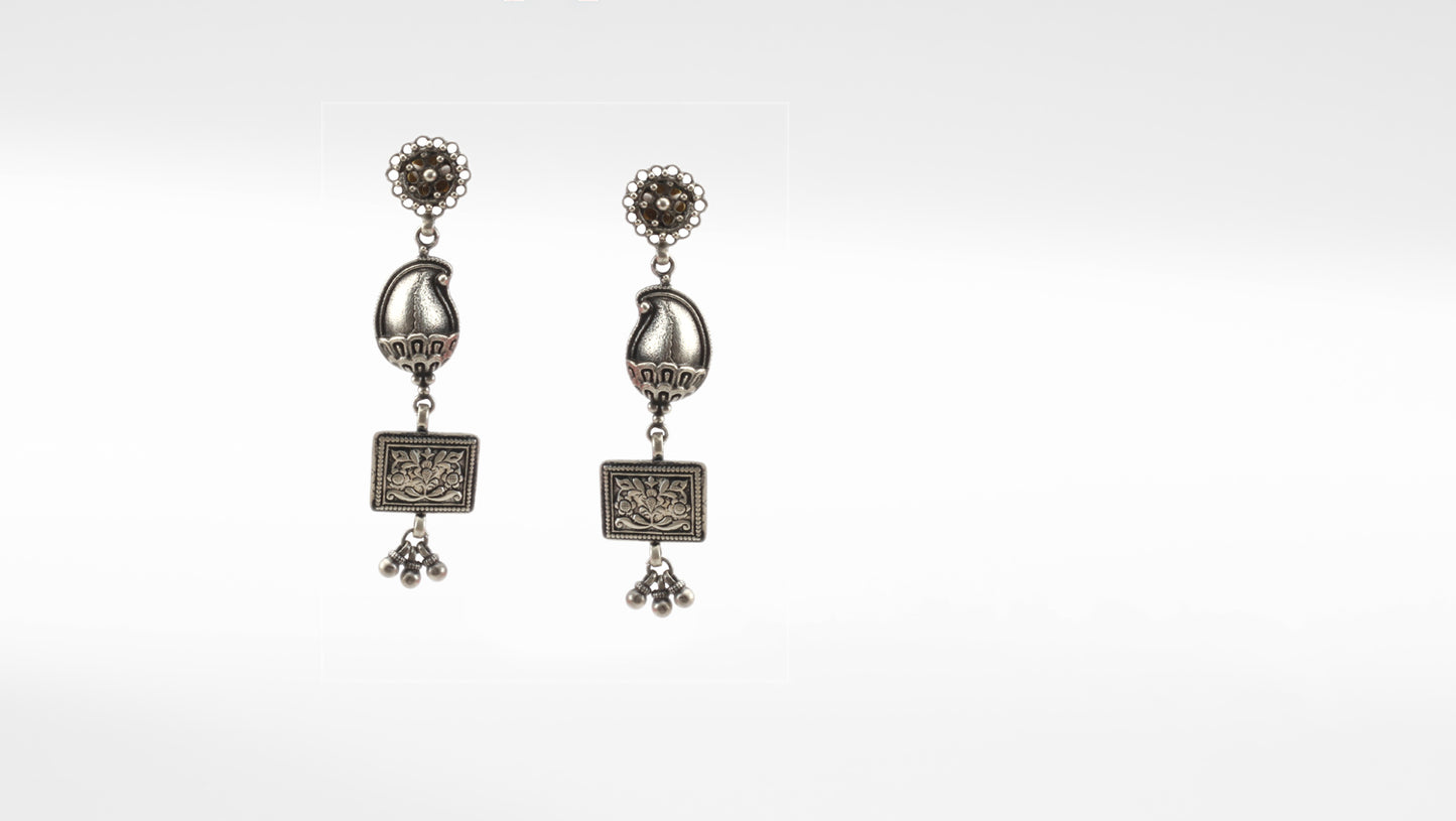 Sangeeta Boochra Silver Earrings