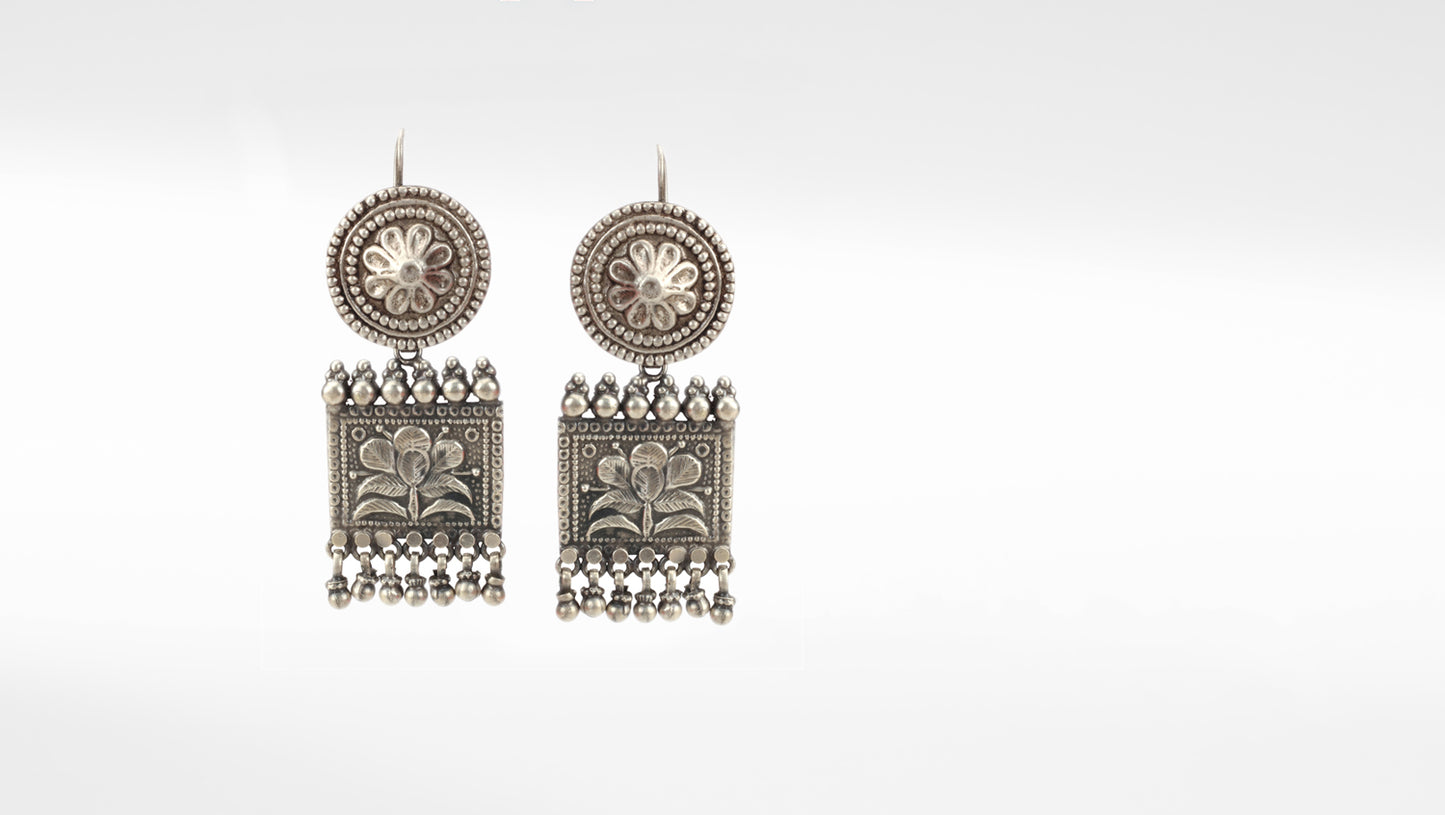 Sangeeta Boochra Silver Earrings