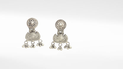 Sangeeta Boochra Silver Earrings