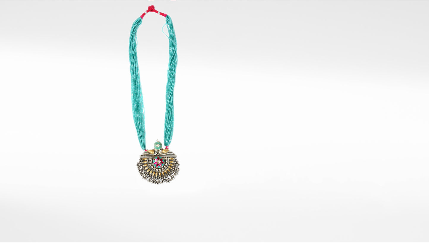 Sangeeta Boochra Silver Necklace