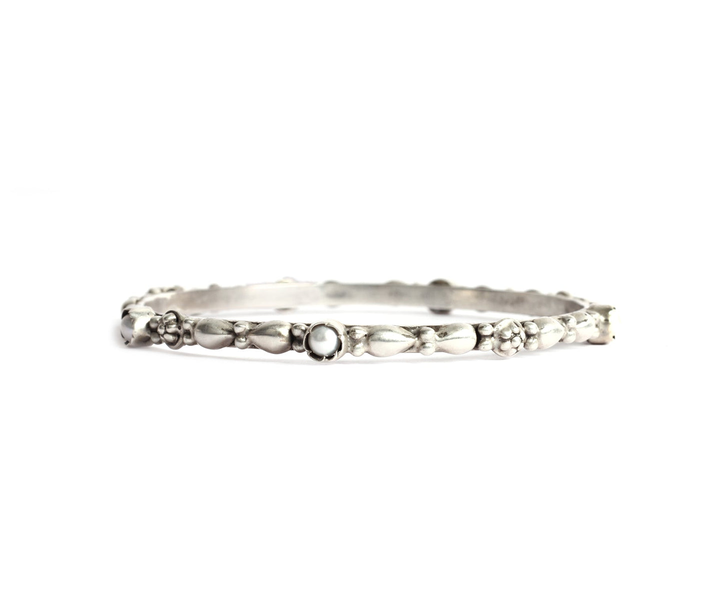 Sangeeta Boochra Silver Bangle-Bangles-Sangeeta Boochra