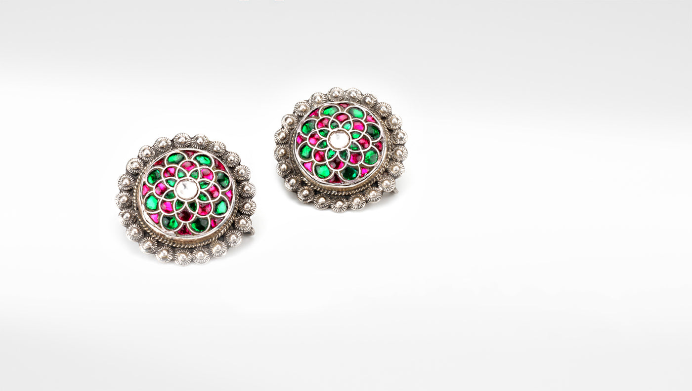 Silver Shiya Round Kundan Earrings