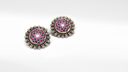 Silver Round Kundan Earrings