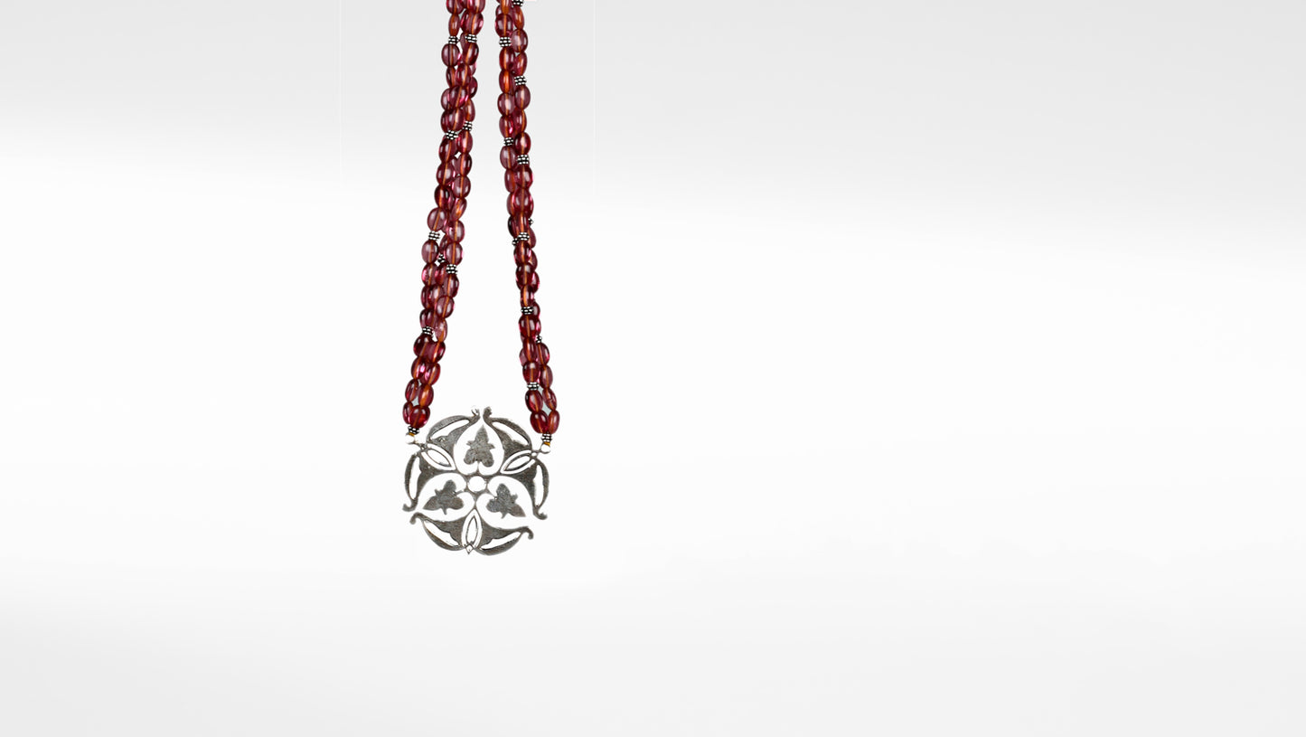 Sangeeta Boochra Silver Necklace