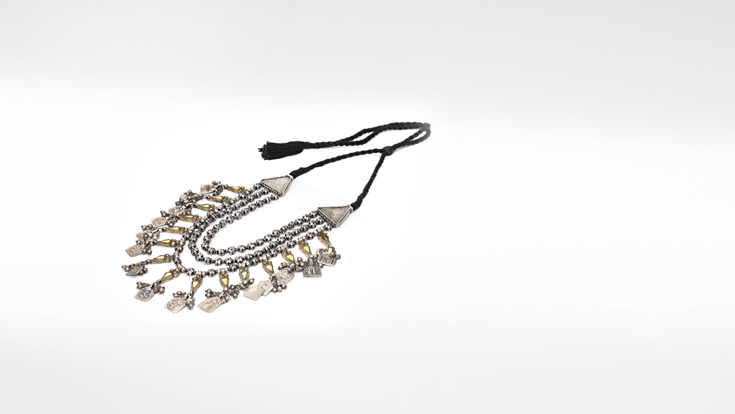 Sangeeta Boochra Silver Necklace