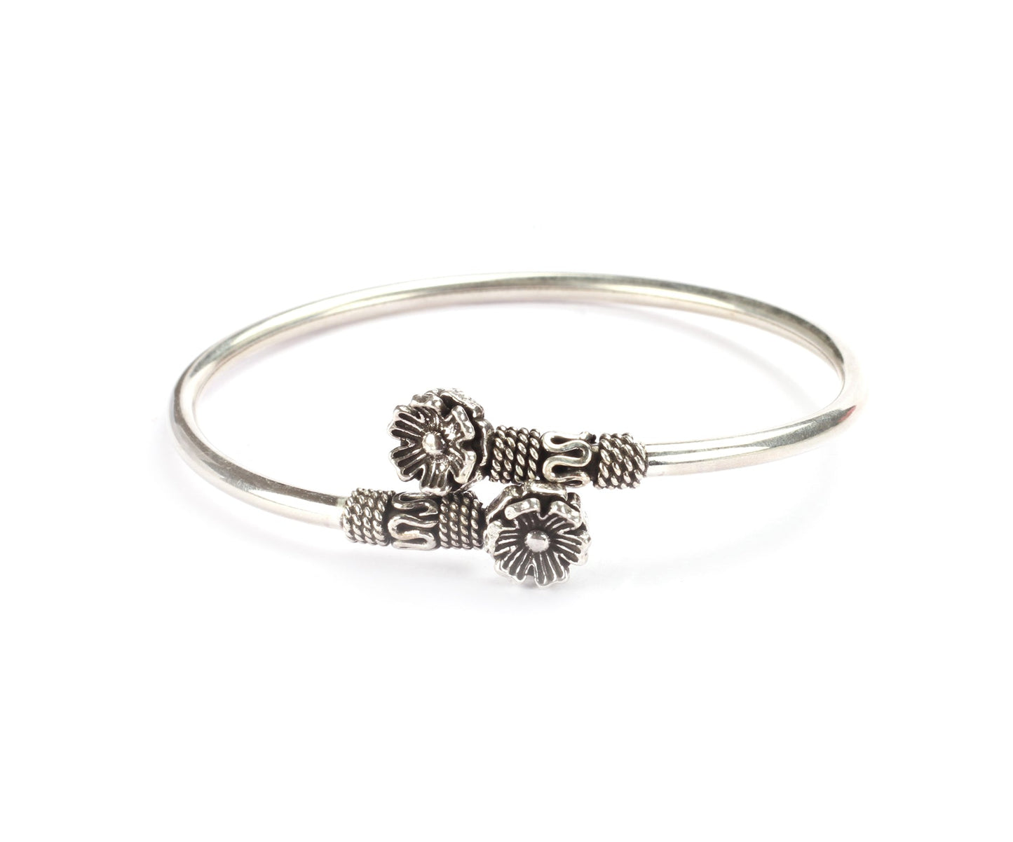 Sangeeta Boochra Silver Bangle-Bangles-Sangeeta Boochra