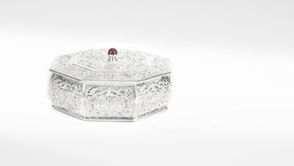 Sangeeta Boochra Sterling Silver Box