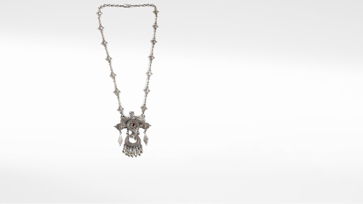 Sangeeta Boochra Silver Necklace