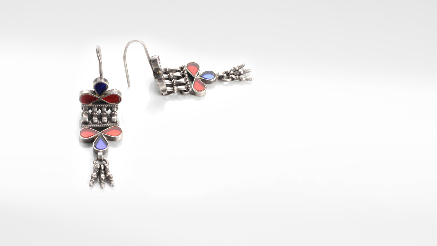 Sangeeta Boochra Silver Earrings Studded With Glass Stone