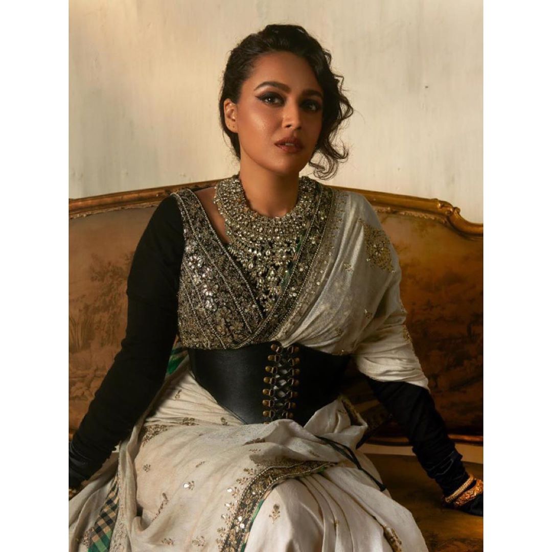 Swara Bhaskar in silver ring-Ring-Sangeeta Boochra