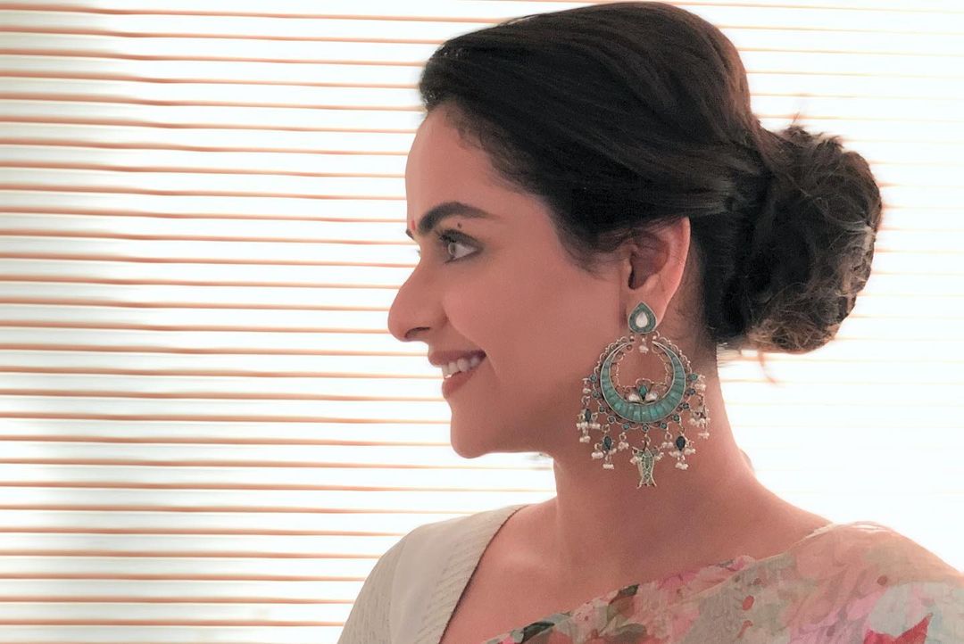 Prachi Tehlan in Silver Earrings-Earrings-Sangeeta Boochra