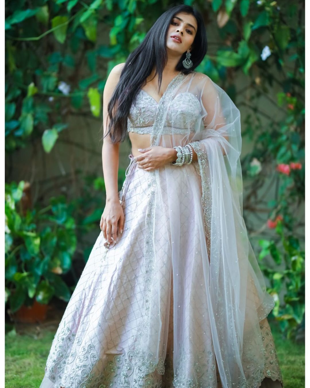 Actress Kavya Kalyanram's Dark Green Shimmer Gown Is Perfect Sangeet Wear -  News18
