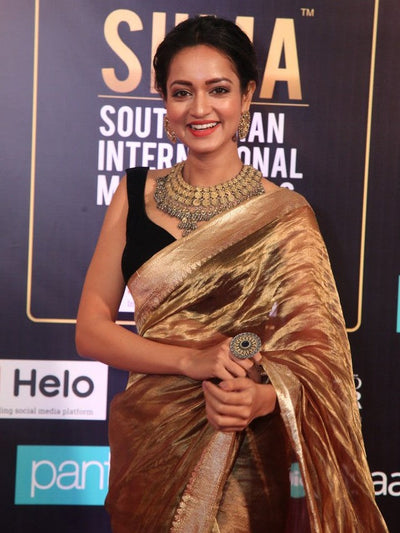 Shanvi Srivastava in Silver Handcrafted Necklace, Earrings and Ring-Necklace-Sangeeta Boochra