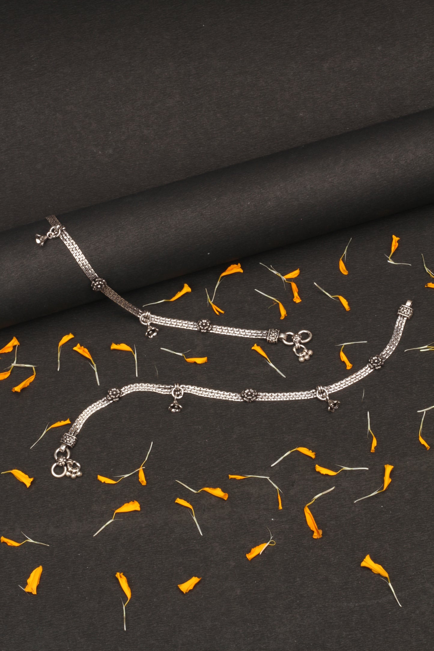 Sangeeta Boochra Silver Anklet