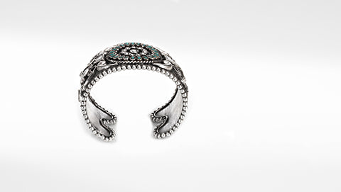 Sangeeta Boochra Silver Bangle