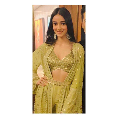 Ananya pandey in Earrings-Earrings-Sangeeta Boochra