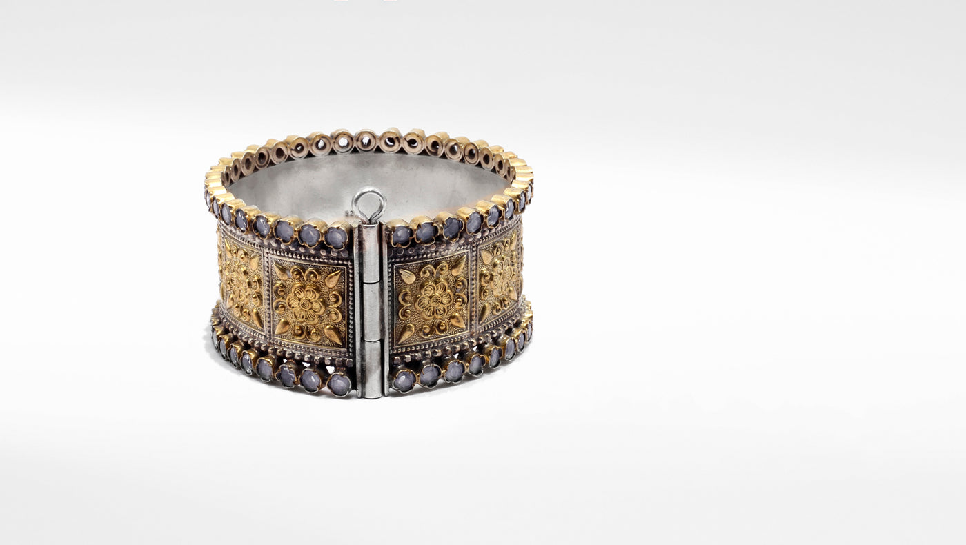 Charbagh - Silver Fareena Floral Bracelet