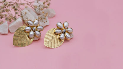 Charbagh - Silver Nargis Floral Earrings