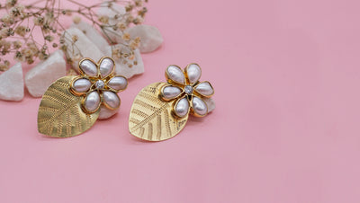 Silver Nargis Floral Earrings