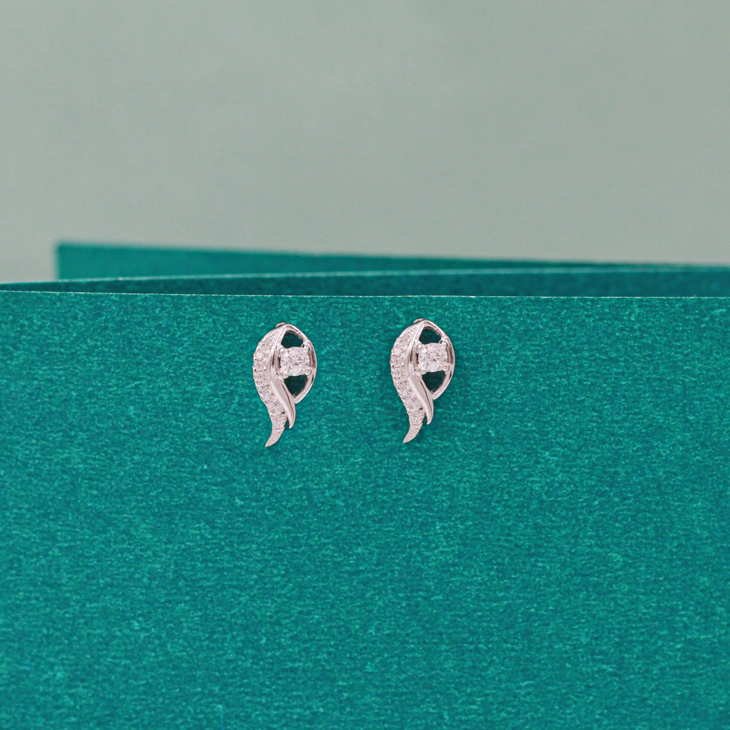 Silver Party Wear Studs