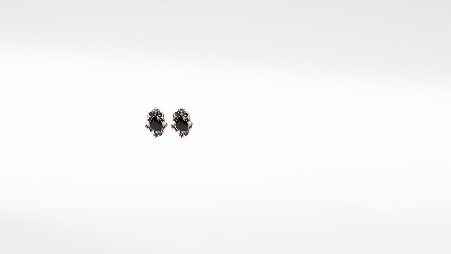 Sangeeta Boochra Black Silver Earrings With Kundan