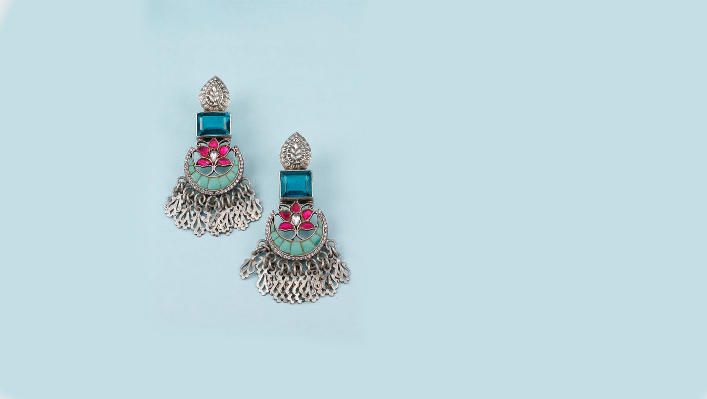 Vividh- Silver Hawiya Earrings