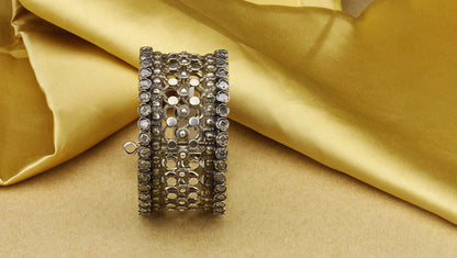 Sangeeta Boochra X Payal Singhal Rehya Silver Openable Bangle