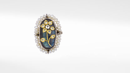 Sangeeta Boochra X Payal Singhal  Nysa Silver Ring with Labradorite Stone