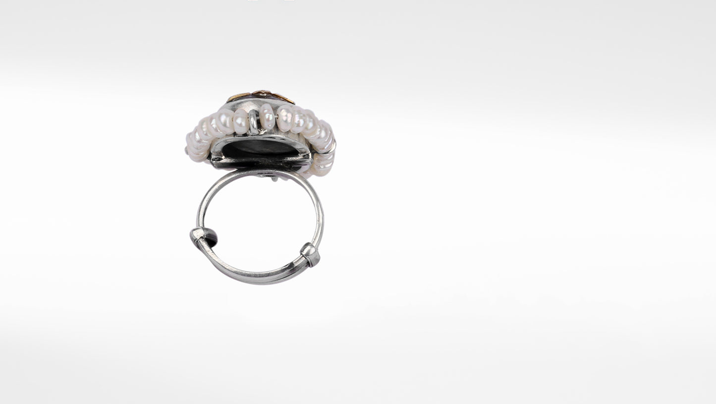 Sangeeta Boochra X Payal Singhal  Nysa Silver Ring with Labradorite Stone